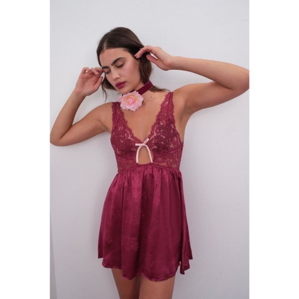 NWOT Noelle Lace Satin Slip Dress - Picture 7 of 7